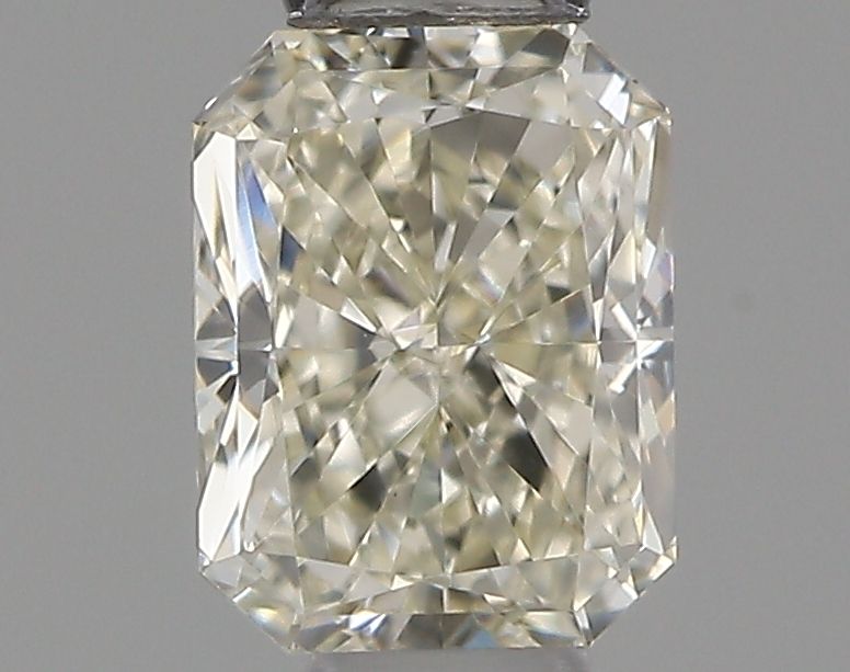 0.31ct Radiant diamond