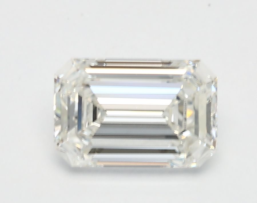 1.04 ct. emerald Lab Grown Diamond front image