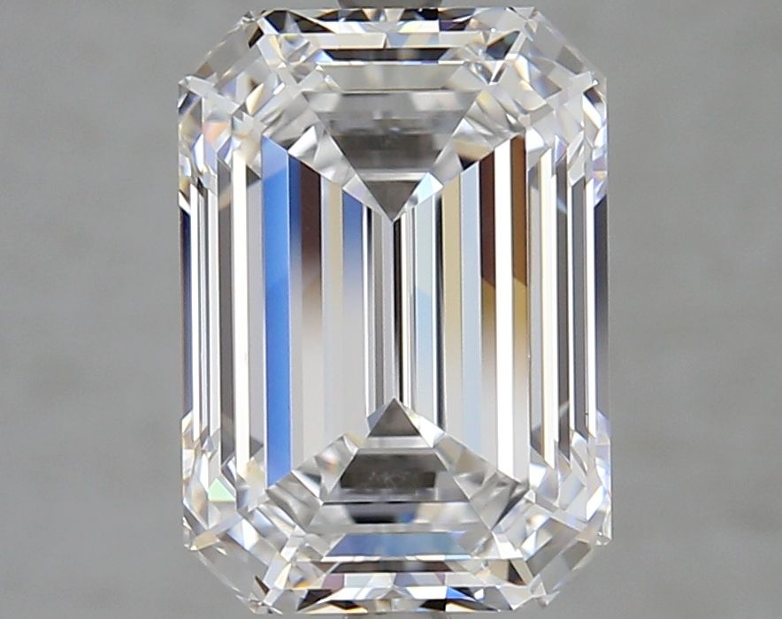 4.53 ct. emerald Lab Grown Diamond front image