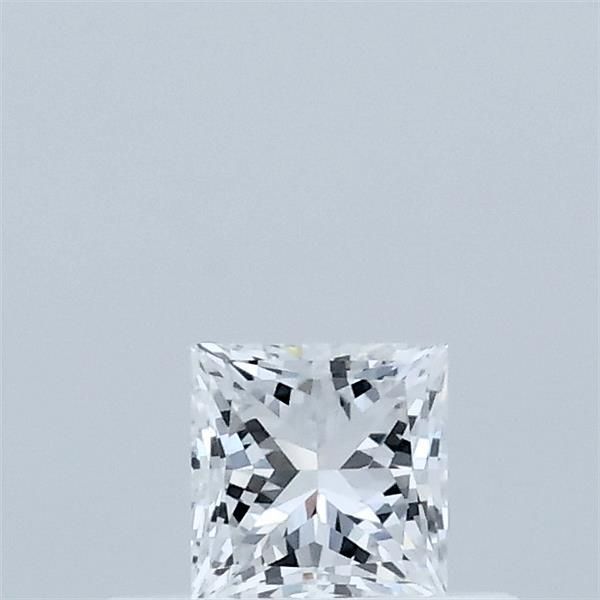 0.32 ct lab-grown Princess Diamond
