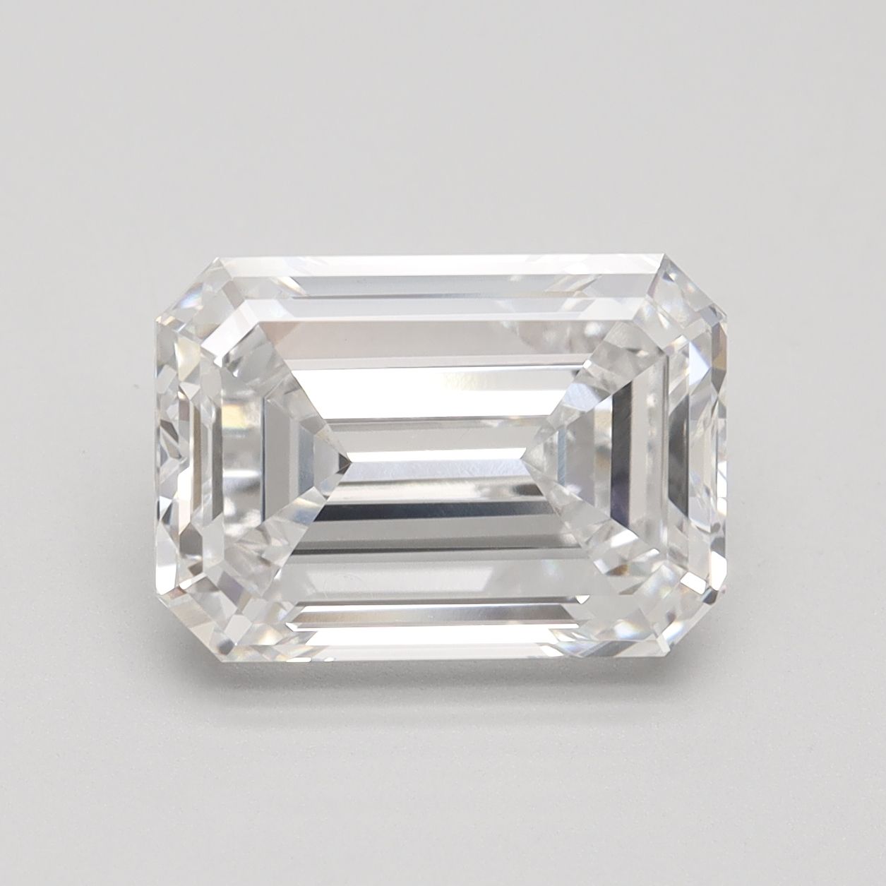 4.50 ct. emerald Lab Grown Diamond front image