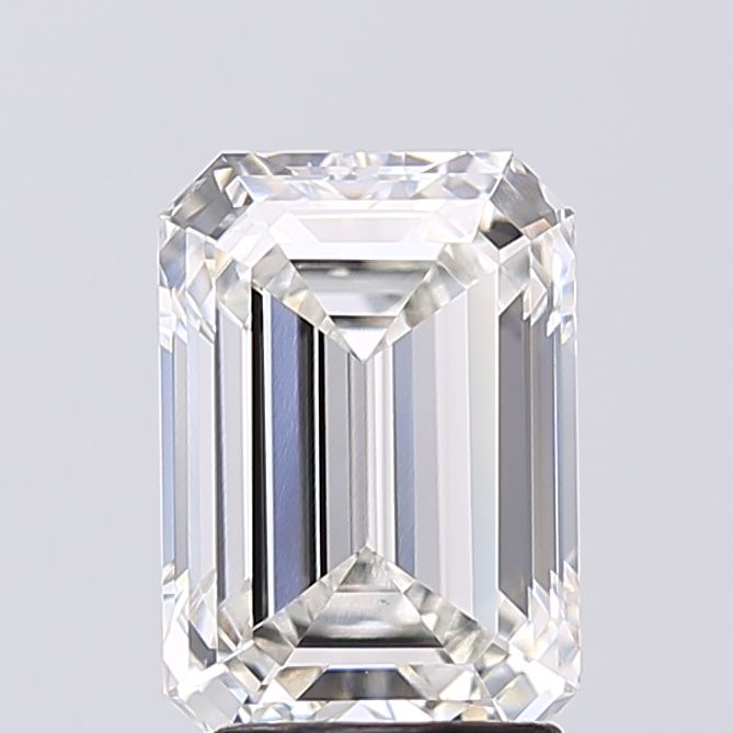 3.01 ct Emerald diamond