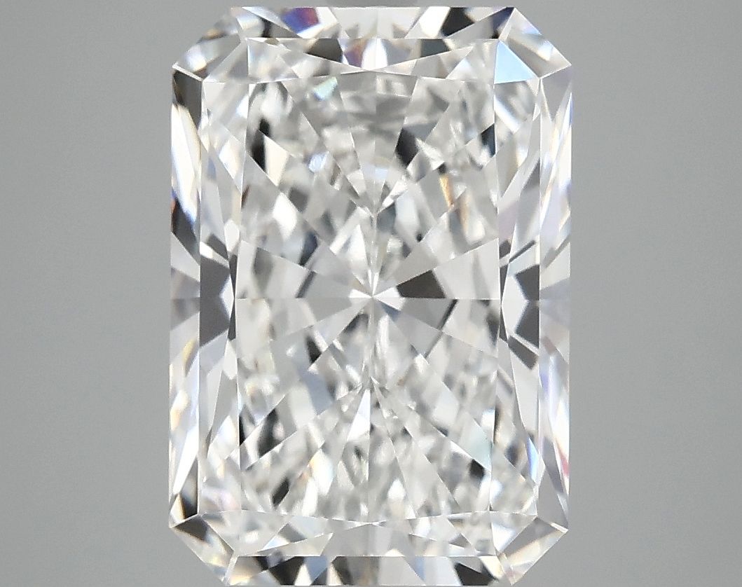 5.08 ct. radiant Lab Grown Diamond front image