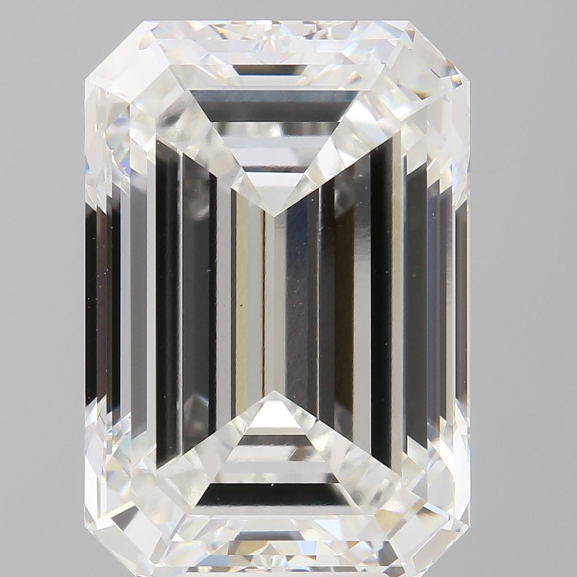 9.09 ct. emerald Lab Grown Diamond front image