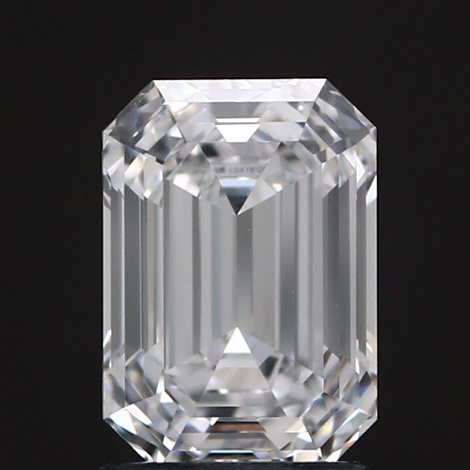 1.53 ct. emerald Lab Grown Diamond front image