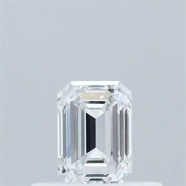 0.37 ct lab-grown Emerald Diamond