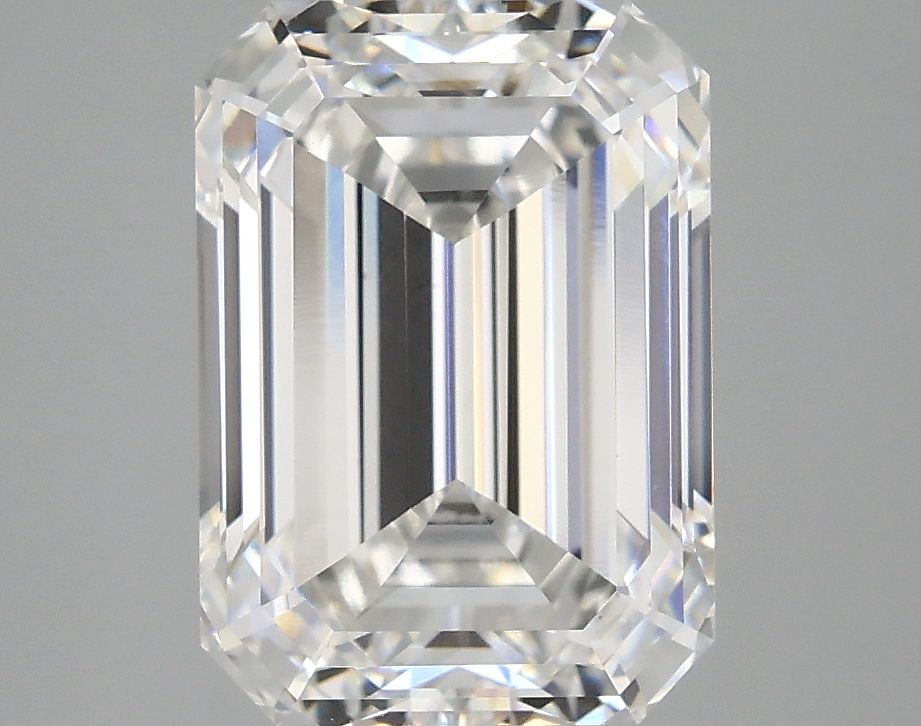4.05 ct. emerald Lab Grown Diamond front image