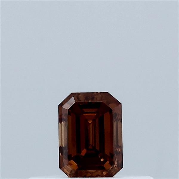 0.25 ct lab-grown Emerald Diamond