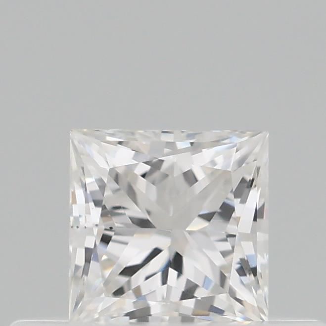 0.29 ct lab-grown Princess Diamond