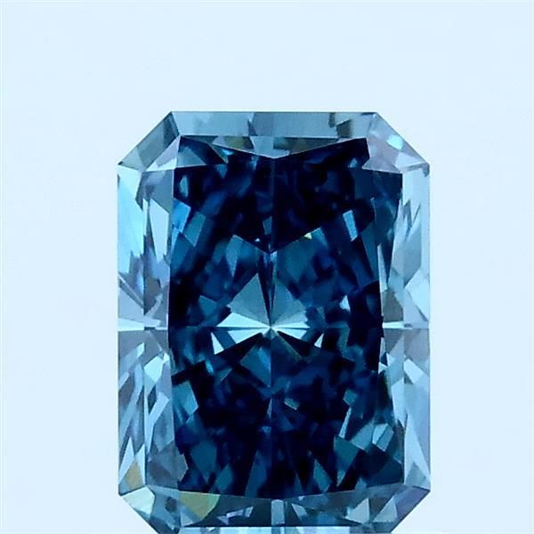 1 ct lab-grown Radiant Diamond