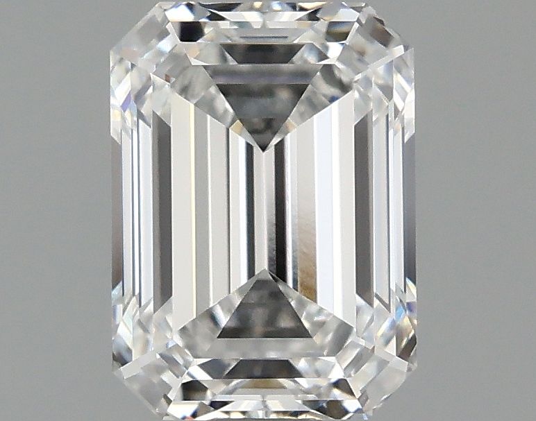 1.10 ct. emerald Lab Grown Diamond front image