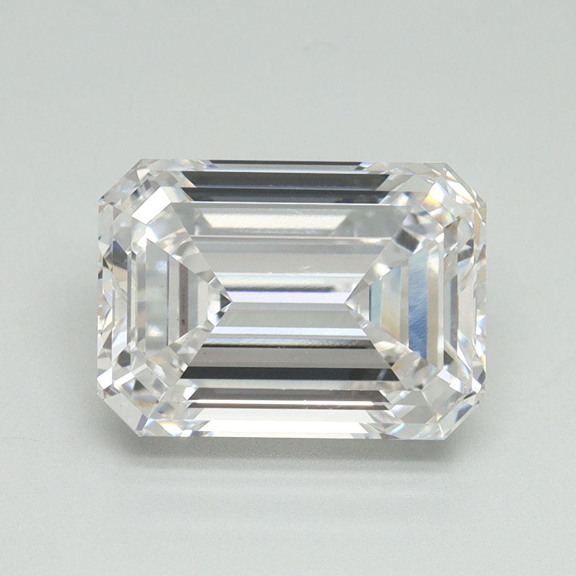 4.03 ct. emerald Lab Grown Diamond front image