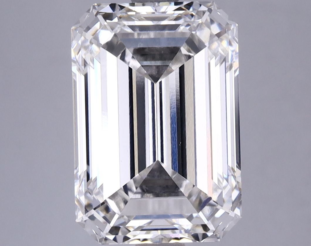 4.54 ct. emerald Lab Grown Diamond front image