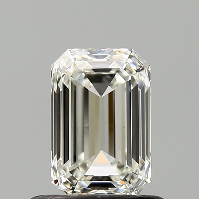 0.73 ct Emerald diamond