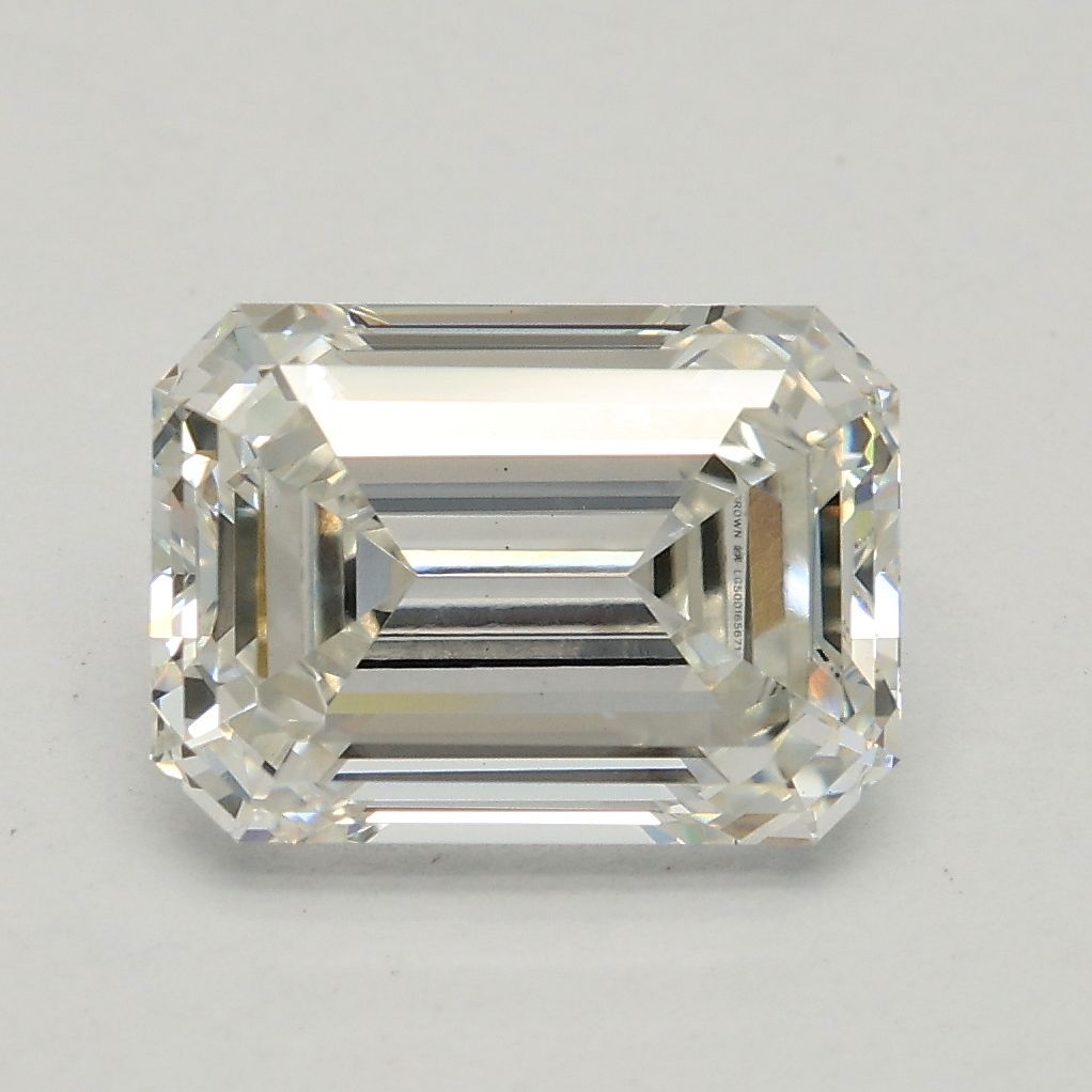 2.05 ct. emerald Lab Grown Diamond front image