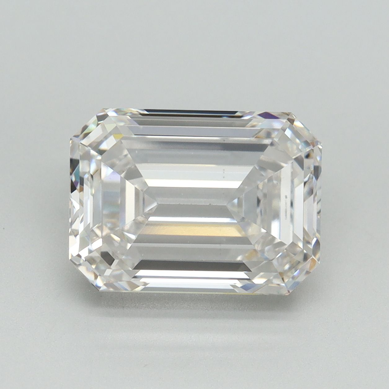 4.55 ct. emerald Lab Grown Diamond front image