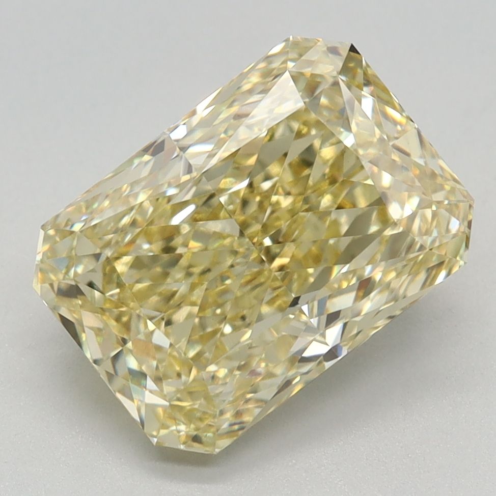 3.13 ct Radiant diamond