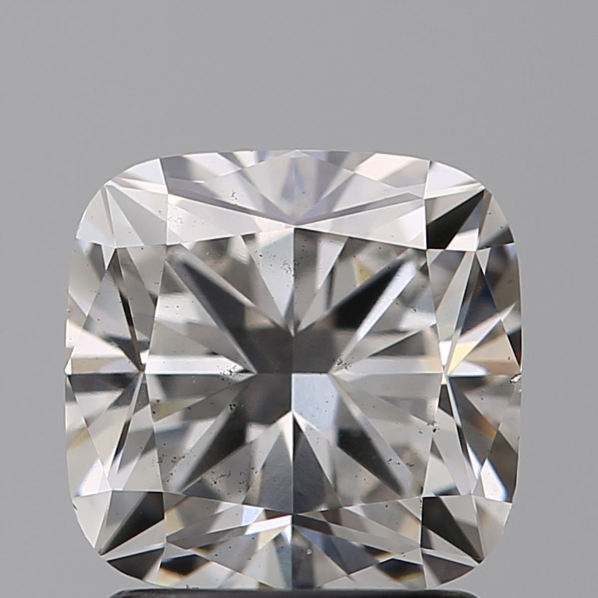 1.73 ct lab-grown Cushion brilliant Diamond