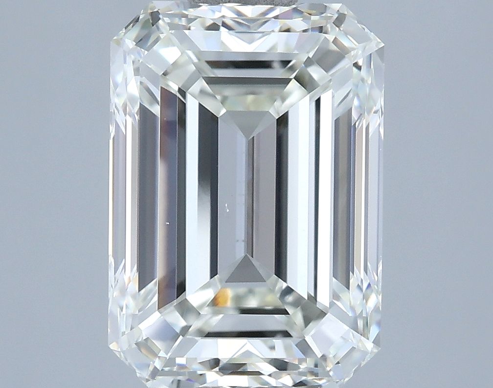 3.00 ct Emerald diamond
