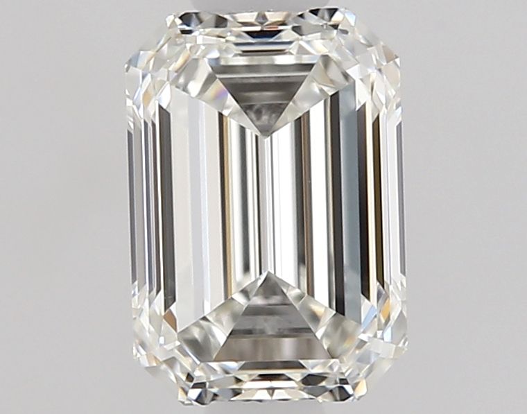 0.70 ct Emerald diamond