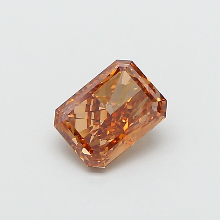 1.47 ct Radiant diamond