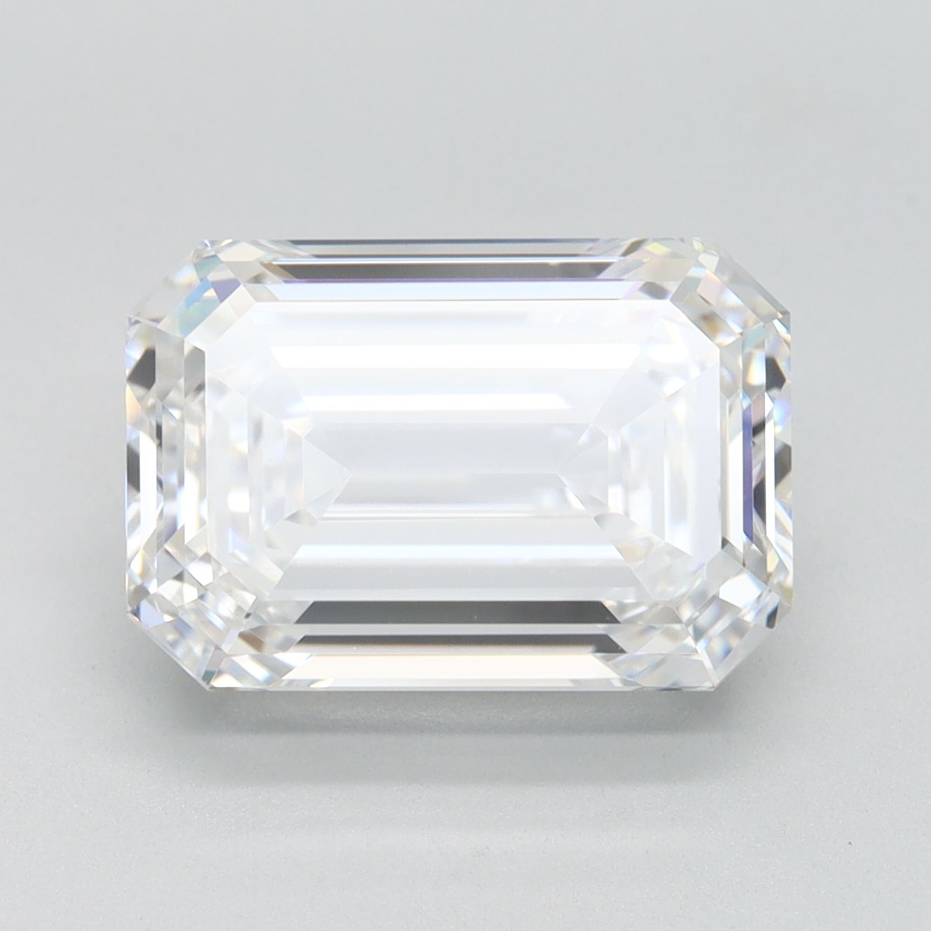 4.44 ct. emerald Lab Grown Diamond front image