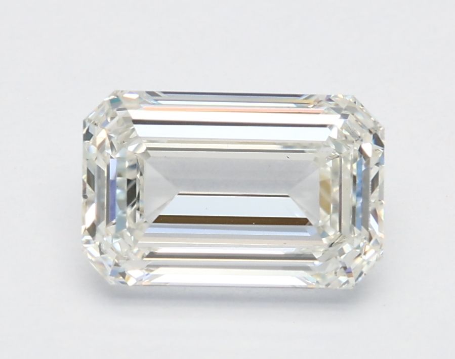 1.27 ct. emerald Lab Grown Diamond front image