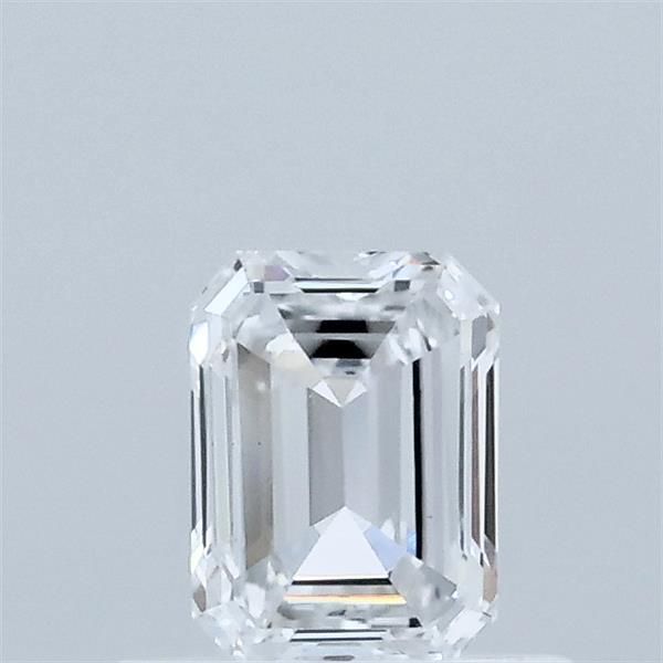 0.51 ct lab-grown Emerald Diamond