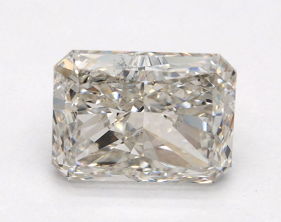 2.30 ct. radiant Lab Grown Diamond front image