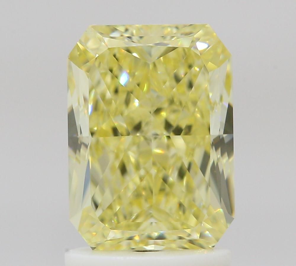 2.01 ct Radiant diamond