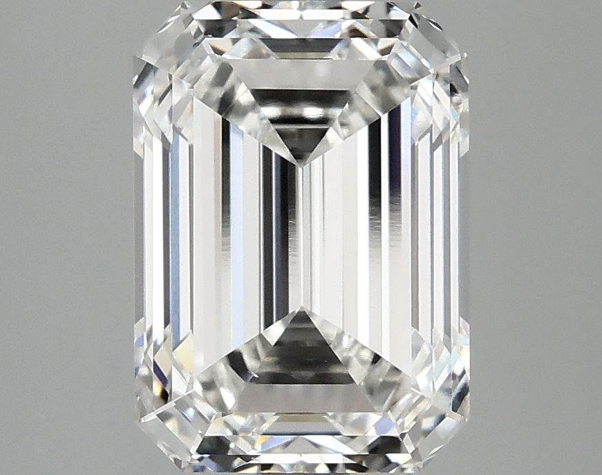 3.68 ct Emerald diamond