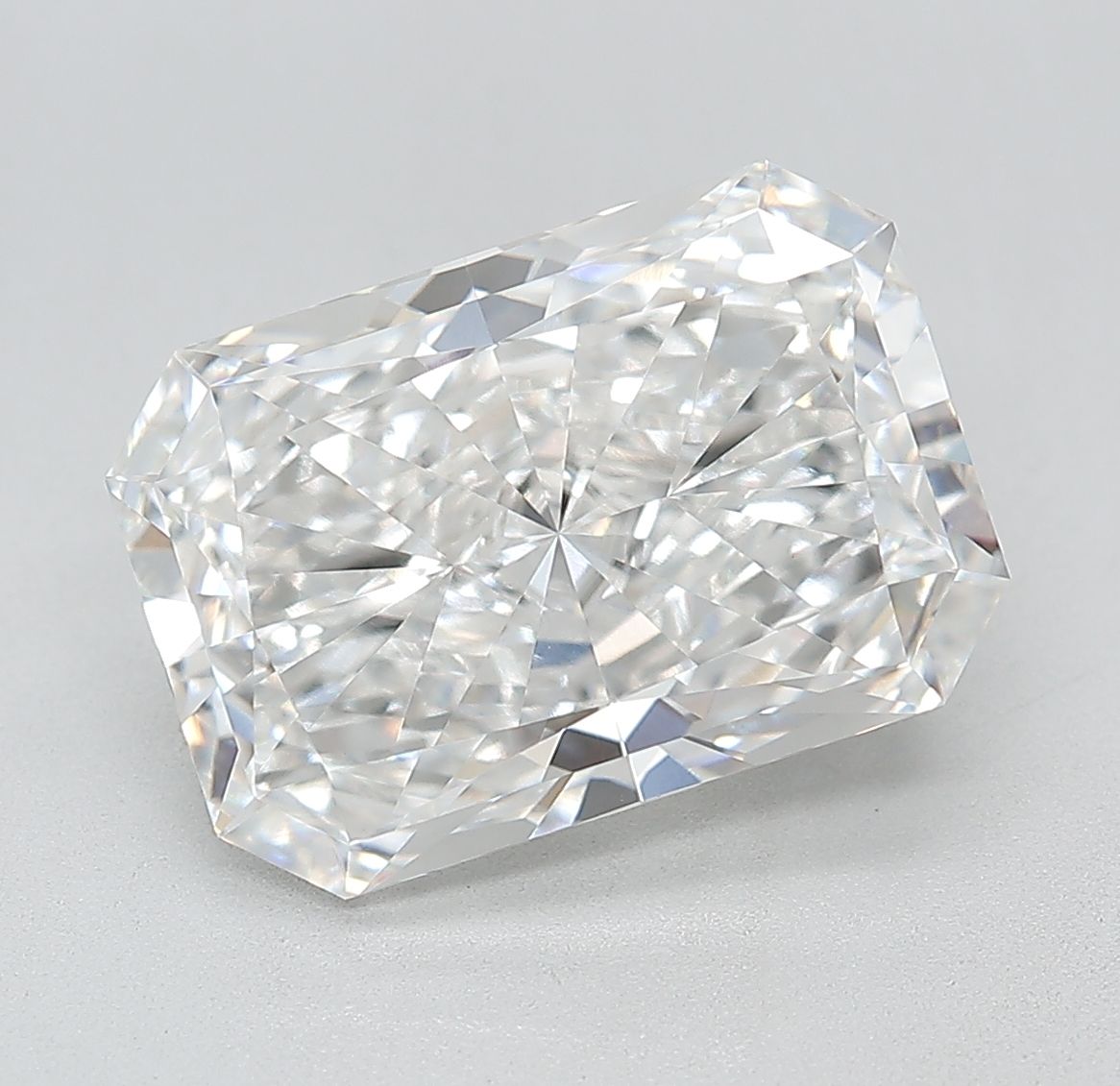 5.24 ct. radiant Lab Grown Diamond front image