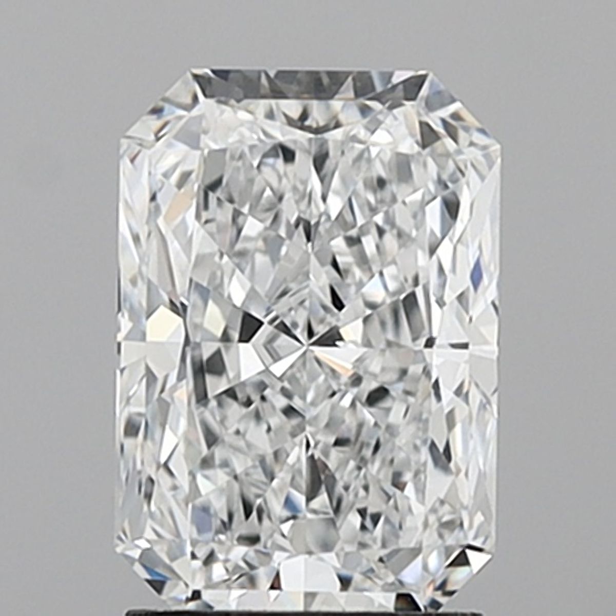 2.17 ct. radiant Lab Grown Diamond front image