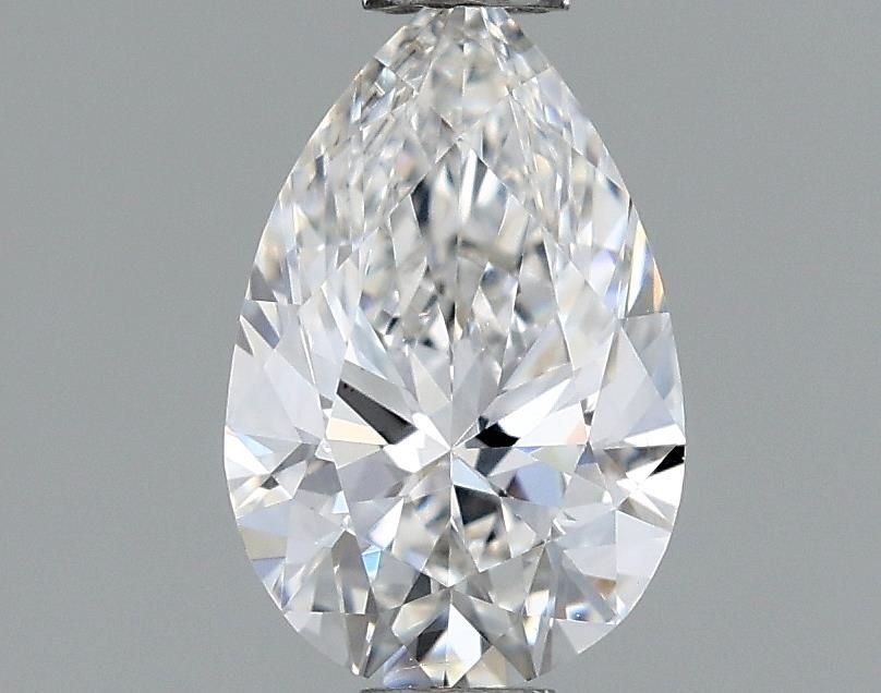 0.75 ct lab-grown Pear Diamond