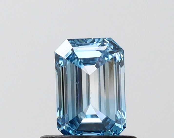 0.7 CT Fancy Vivid Blue EMERALD