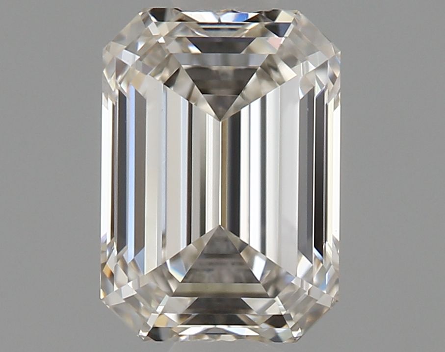 0.90 ct Emerald diamond