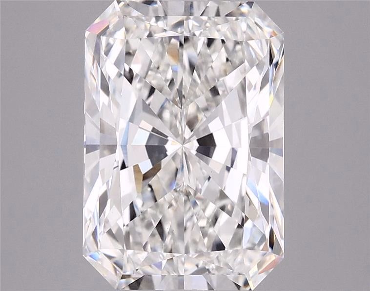 3.09 ct Radiant diamond