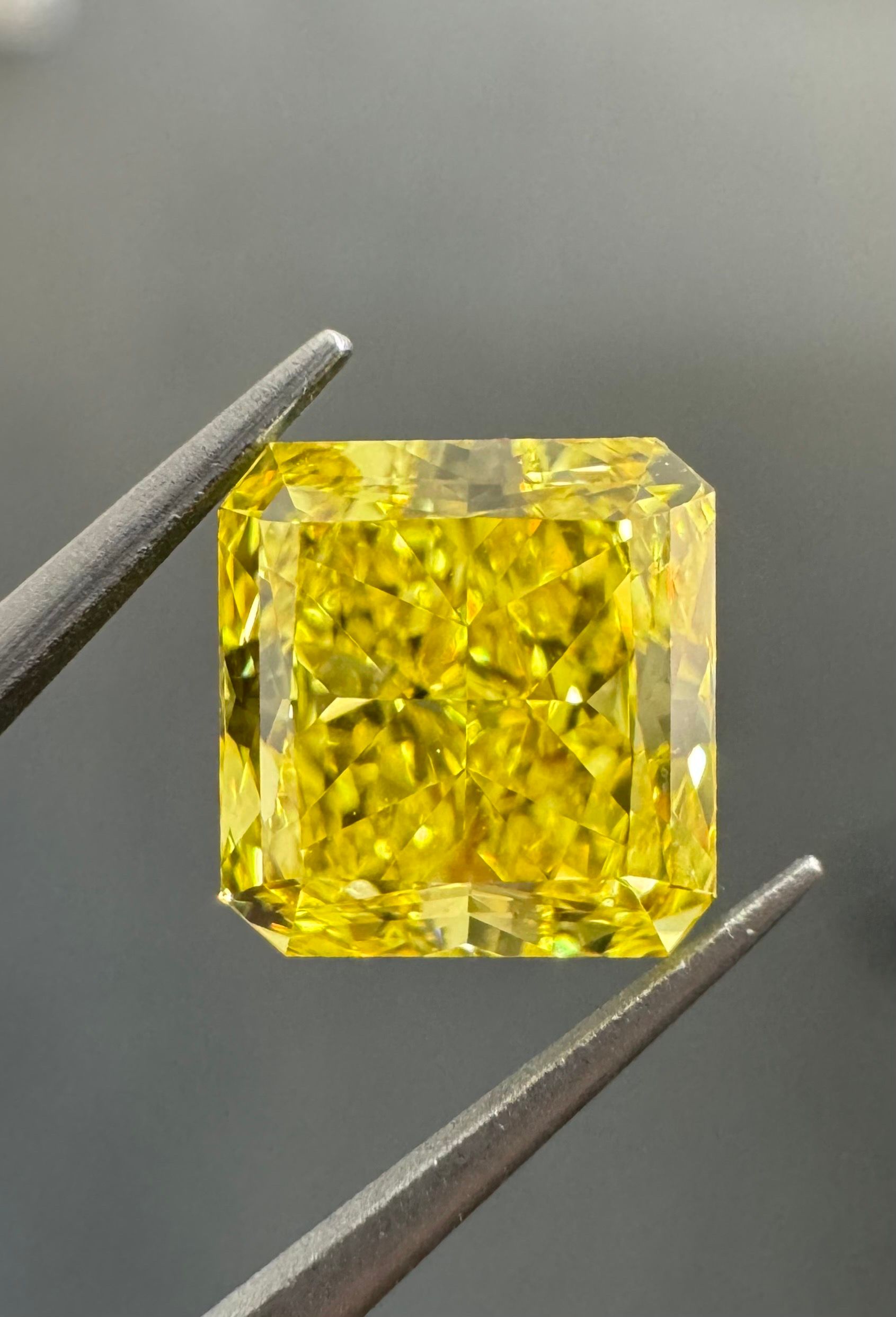 1.59 ct Square diamond