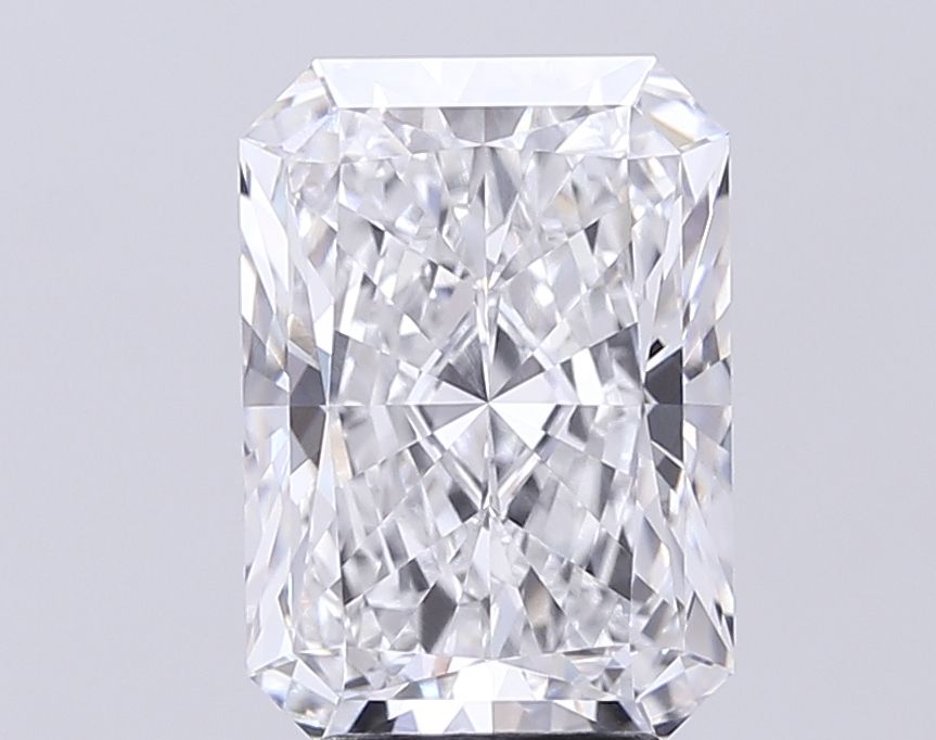 4.84 ct. radiant Lab Grown Diamond front image