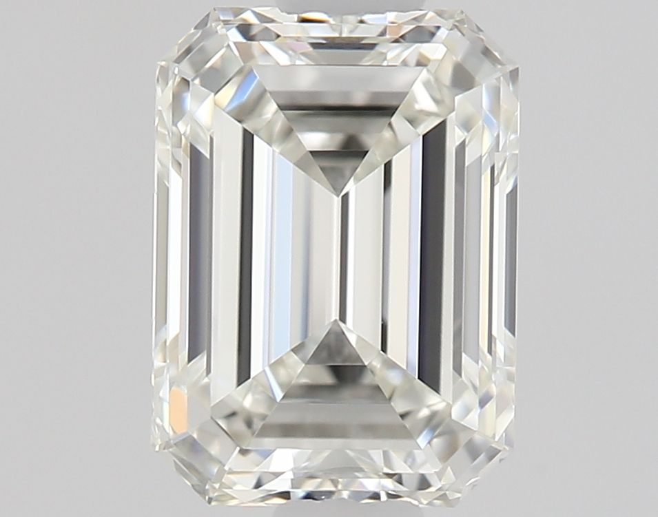 0.80 ct Emerald diamond