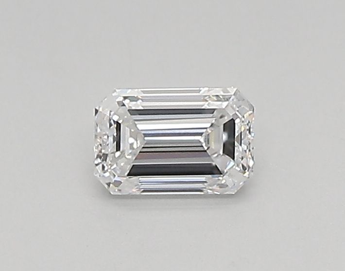 0.3 ct lab-grown Emerald Diamond