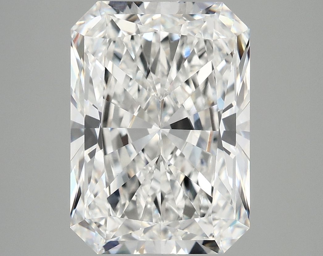 4.90 ct. radiant Lab Grown Diamond front image