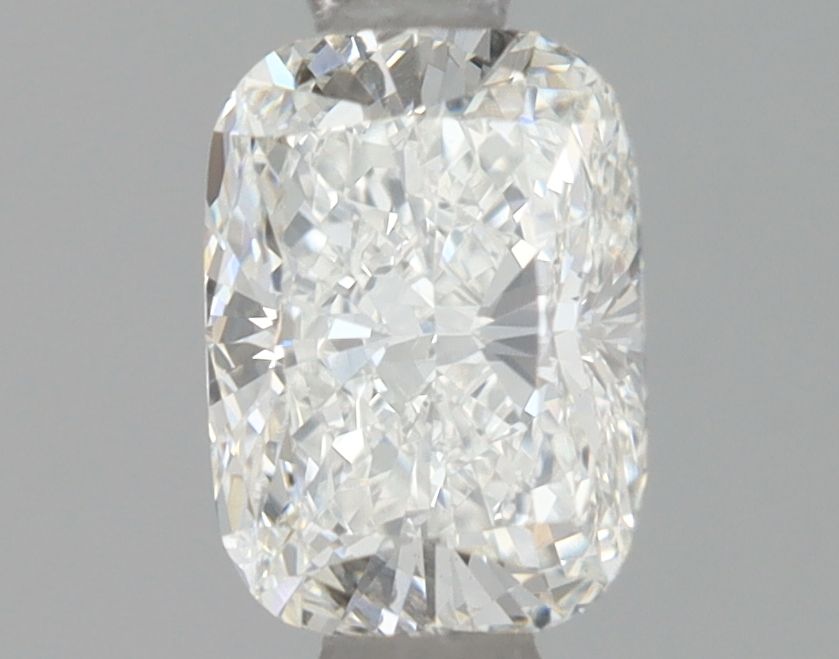 0.87 ct Cushion Brilliant diamond