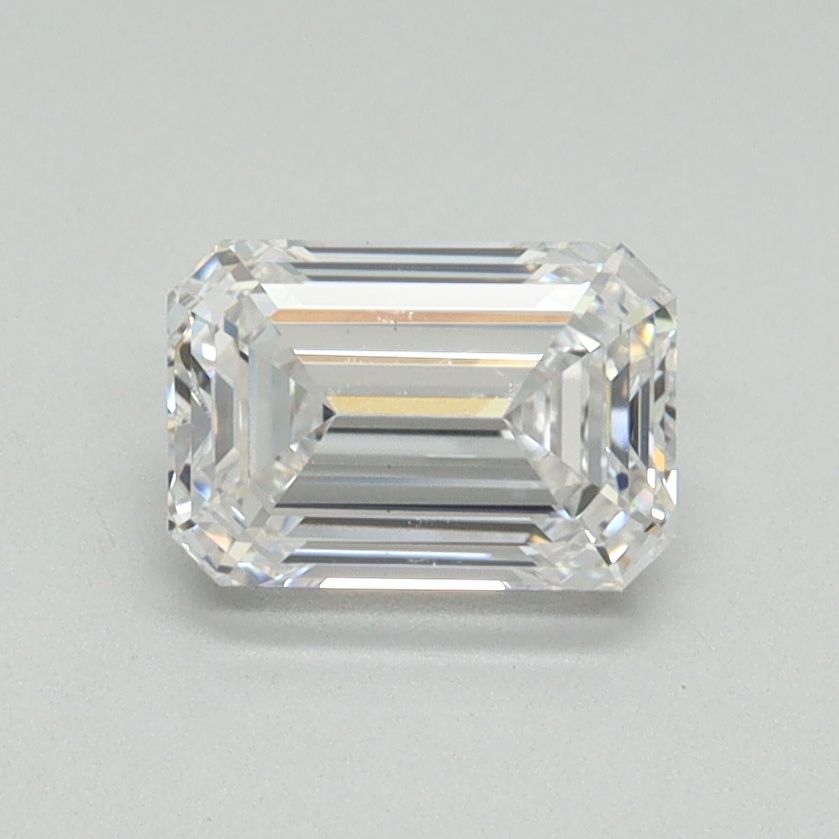 1.05 ct. emerald Lab Grown Diamond front image
