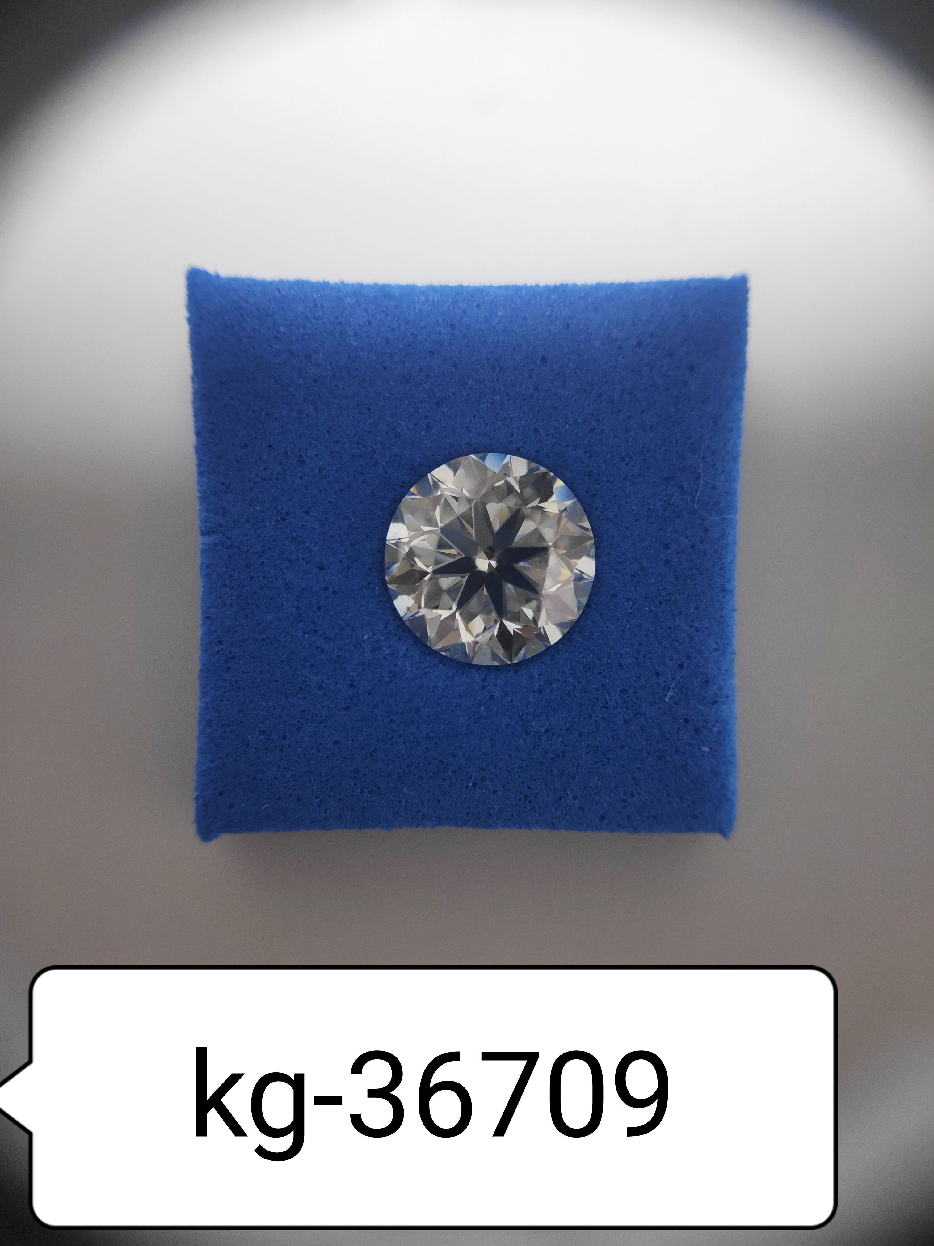 0.91ct Round diamond