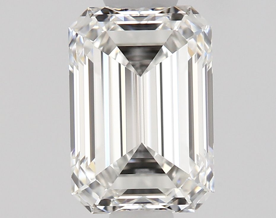 0.70 ct Emerald diamond
