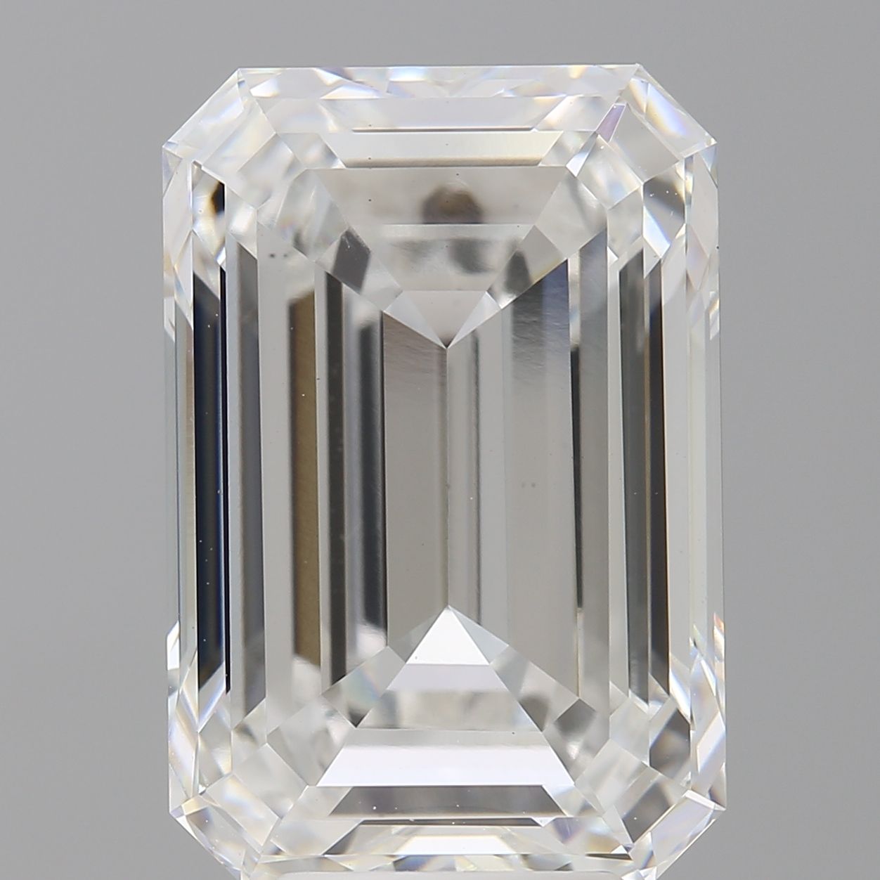 6.99 ct. emerald Lab Grown Diamond front image