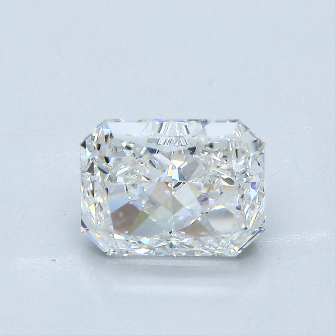3.01 ct Radiant diamond