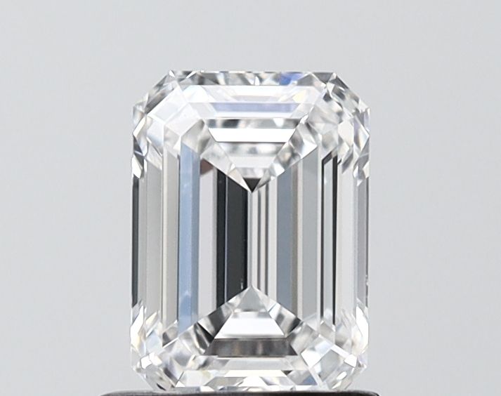 1.10 ct. emerald Lab Grown Diamond front image