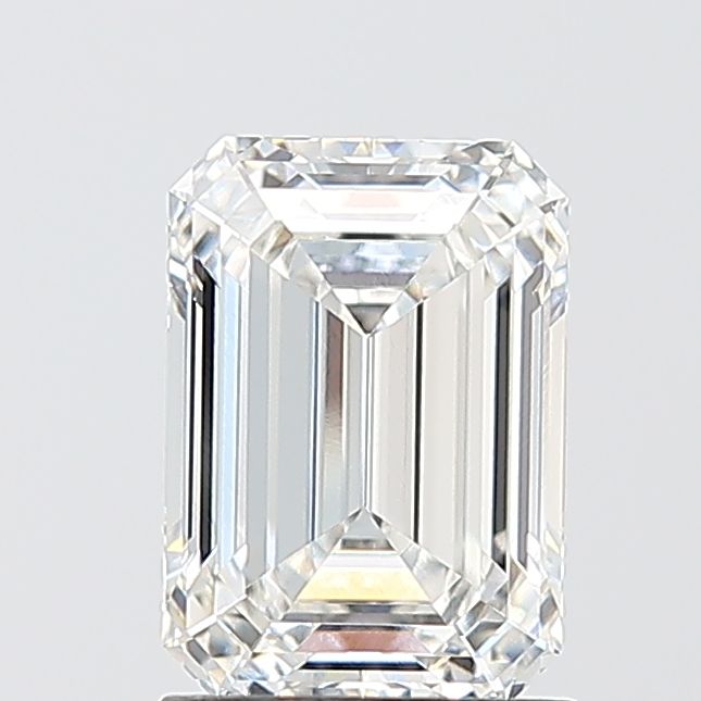 1.60 ct Emerald diamond
